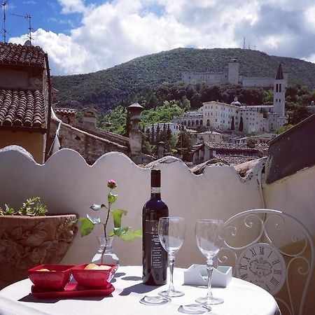 شقة Sotto I Tetti Del Borgo سبوليتو المظهر الخارجي الصورة